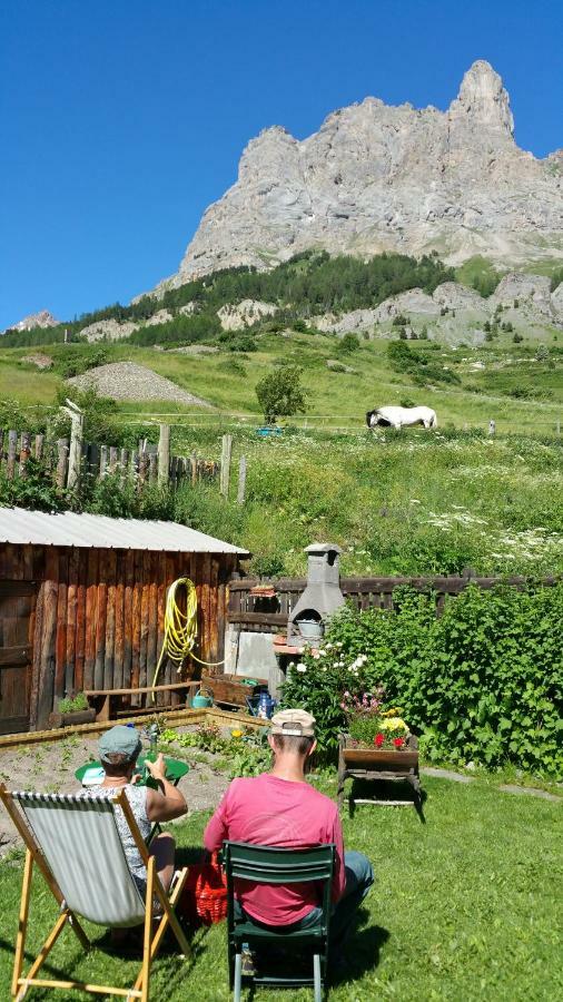 Chez Annie & Marcel Bed & Breakfast Le Monetier-les-Bains Bagian luar foto