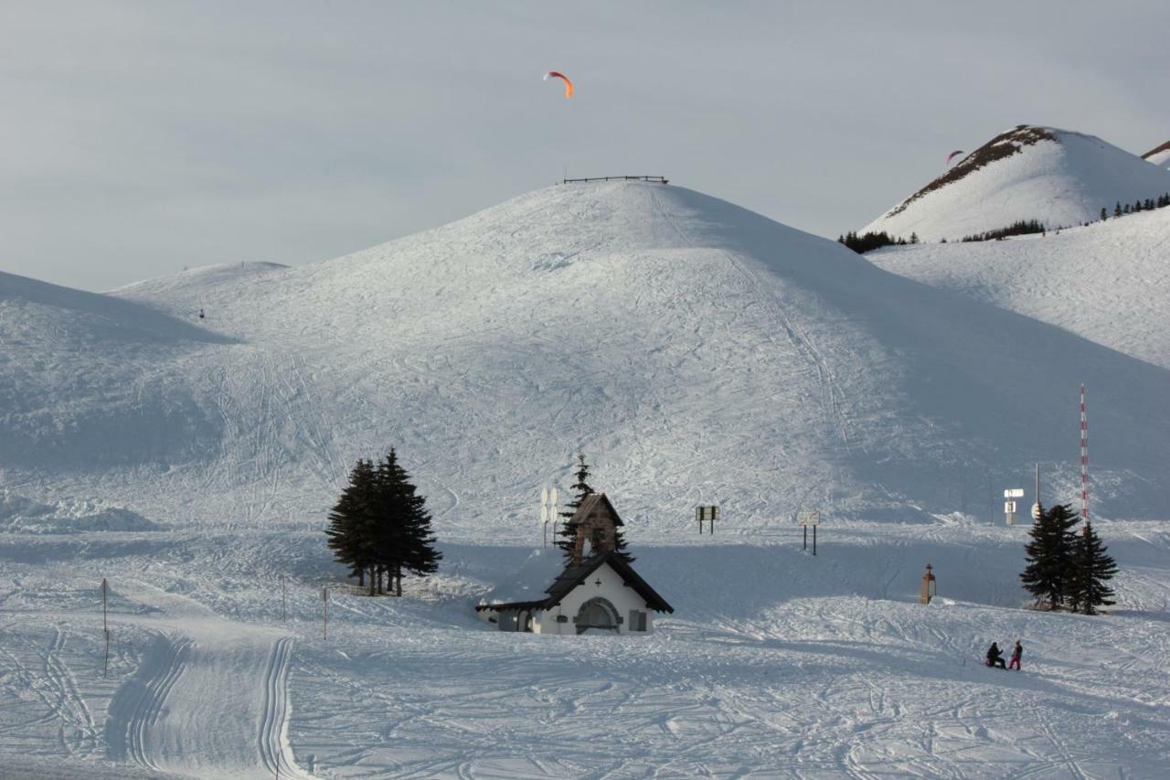 Chez Annie & Marcel Bed & Breakfast Le Monetier-les-Bains Bagian luar foto
