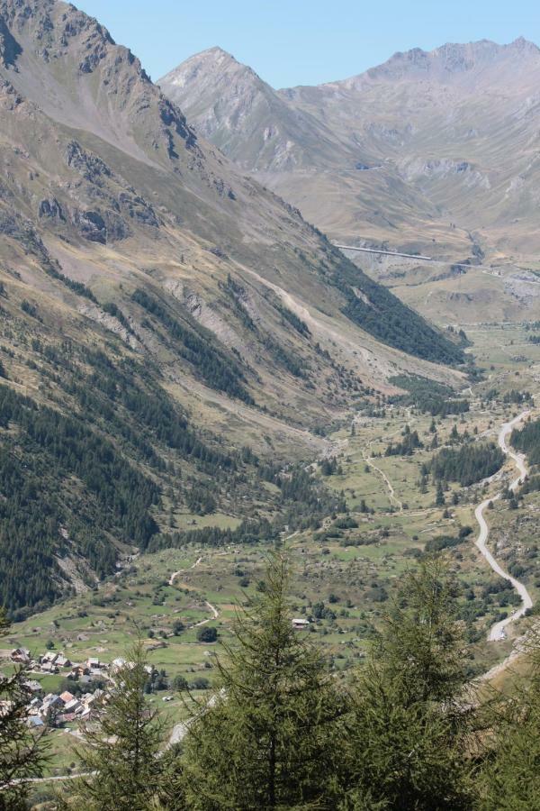 Chez Annie & Marcel Bed & Breakfast Le Monetier-les-Bains Bagian luar foto