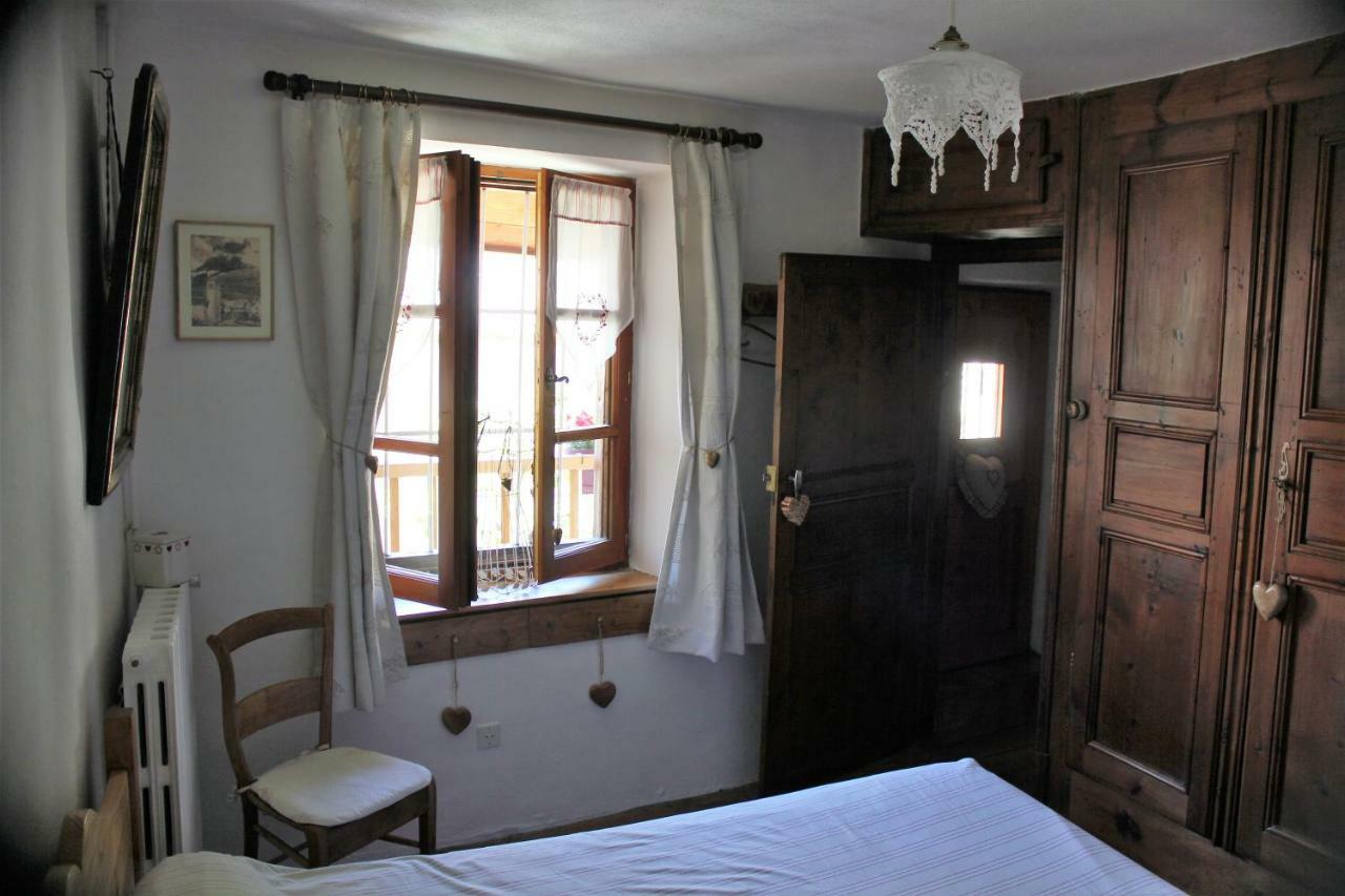 Chez Annie & Marcel Bed & Breakfast Le Monetier-les-Bains Bagian luar foto
