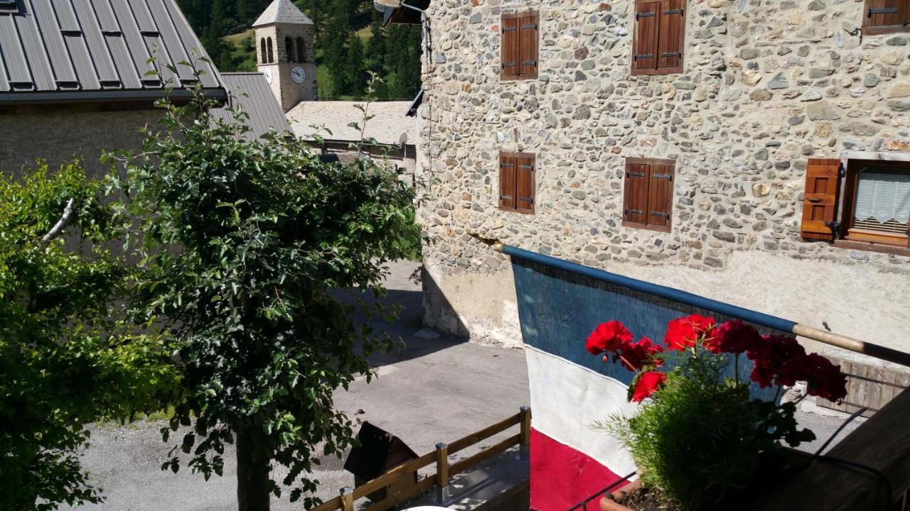 Chez Annie & Marcel Bed & Breakfast Le Monetier-les-Bains Bagian luar foto